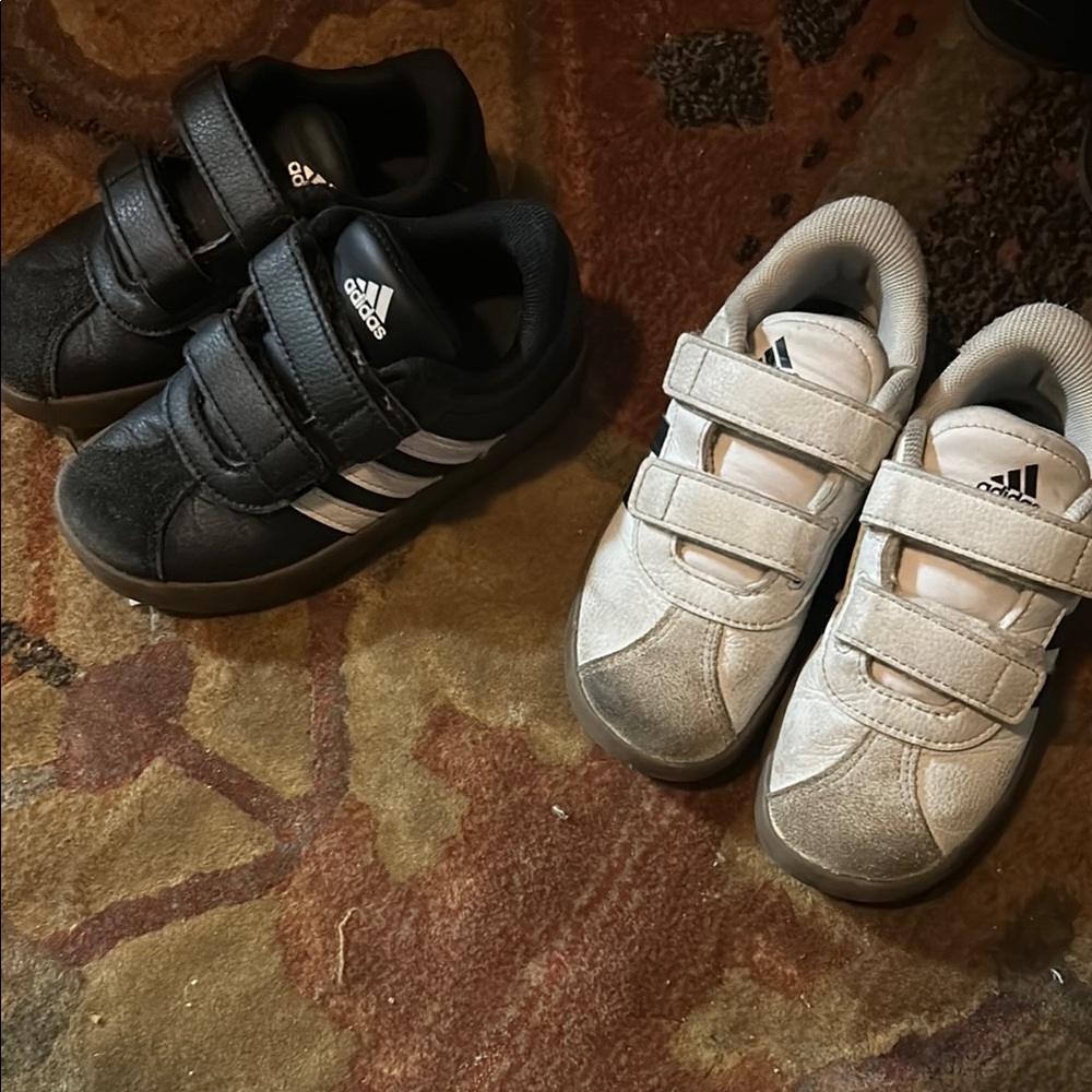 Adidas Kids Sneakers - Black and Gray